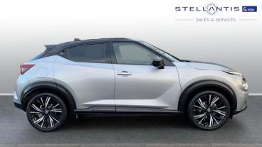 SPOTICAR Nissan Juke 1.0 Dig-t Tekna+ Dct Auto Euro 6 (s/s) 5dr Used Car - Suv Petrol Blue - Walton On Thames - 1200559826_2