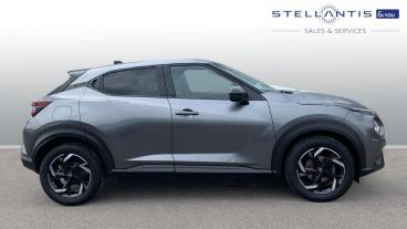 SPOTICAR Nissan Juke 1.0 Dig-t N-connecta Euro 6 (s/s) 5dr Used Car - Suv Petrol Grey - Crawley - 1200565480_2