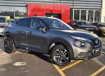 SPOTICAR Nissan Juke 1.0 Dig-t N-connecta Dct Auto Euro 6 (s/s) 5dr Used Car - Suv Petrol Grey - Romford - 1200565600_1