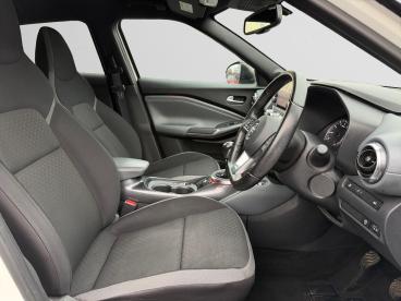 SPOTICAR Nissan Juke 1.0 Dig-t N-connecta Euro 6 (s/s) 5dr Used Car - Suv Petrol  - Clacton-on-sea - 1200570277_3