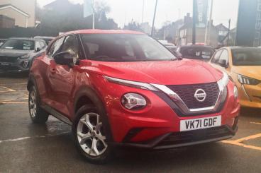 SPOTICAR Nissan Juke 1.0 Dig-t N-connecta Euro 6 (s/s) 5dr Used Car - Suv Petrol Red - Stourbridge - 1200570381_1