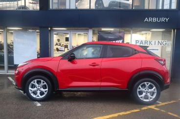 SPOTICAR Nissan Juke 1.0 Dig-t N-connecta Euro 6 (s/s) 5dr Used Car - Suv Petrol Red - Stourbridge - 1200570381_3