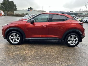 SPOTICAR Nissan Juke 1.0 Dig-t N-connecta Dct Auto Euro 6 (s/s) 5dr Used Car - Suv Petrol Red - Pontypridd - 1200580798_4