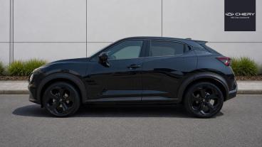 SPOTICAR Nissan Juke 1.6 Tekna Auto Euro 6 5dr Used Car - Suv Hybrid Black - Letchworth - 1200583019_4