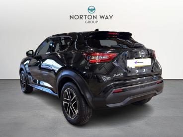 SPOTICAR Nissan Juke 1.0 Dig-t N-connecta Euro 6 (s/s) 5dr Used Car - Suv Petrol Black - Letchworth - 1200584956_3