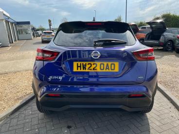 SPOTICAR Nissan Juke 1.0 Dig-t N-connecta Euro 6 (s/s) 5dr Used Car - Suv Petrol Blue - Ryde - 1200585915_4