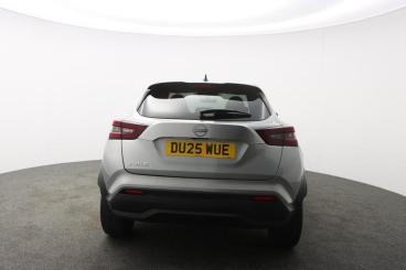 SPOTICAR Nissan Juke 1.0 Dig-t N-connecta Euro 6 (s/s) 5dr Used Car - Suv Petrol Silver - Truro - 1200590026_4