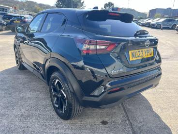 SPOTICAR Nissan Juke 1.0 Dig-t N-connecta Dct Auto Euro 6 (s/s) 5dr Used Car - Suv Petrol Black - Pontypridd - 1200592342_5