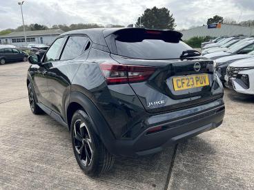 SPOTICAR Nissan Juke 1.0 Dig-t N-connecta Euro 6 (s/s) 5dr Used Car - Suv Petrol Black - Pontypridd - 1200593661_5