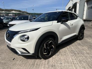 SPOTICAR Nissan Juke 1.6 N-connecta Auto Euro 6 5dr Used Car - Suv Hybrid White - Pontypridd - 1200593664_3