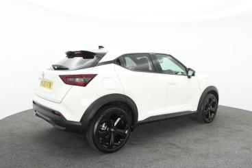 SPOTICAR Nissan Juke 1.0 Dig-t Tekna Euro 6 (s/s) 5dr Used Car - Suv Petrol  - Truro - 1200593916_3