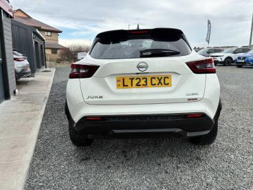 SPOTICAR Nissan Juke 1.6 N-connecta Auto Euro 6 5dr Used Car - Suv Hybrid White - Inverness - 1200598394_5