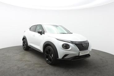 SPOTICAR Nissan Juke 1.6 N-connecta Auto Euro 6 5dr Used Car - Suv Hybrid White - Truro - 1200601778_1