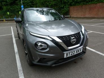 SPOTICAR Nissan Juke 1.0 Dig-t Tekna Euro 6 (s/s) 5dr Used Car - Suv Petrol Grey - Uckfield - 1200607058_5