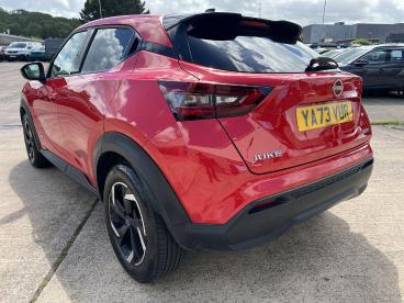 SPOTICAR Nissan Juke 1.6 N-connecta Auto Euro 6 5dr Used Car - Suv Hybrid Red - Pontypridd - 1200609603_5