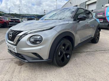 SPOTICAR Nissan Juke 1.0 Dig-t Tekna Euro 6 (s/s) 5dr Used Car - Suv Petrol Silver - Pontypridd - 1200610484_3