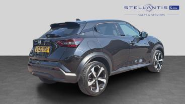 SPOTICAR Nissan Juke 1.0 Dig-t N-connecta Euro 6 (s/s) 5dr Used Car - Suv Petrol Black - Leicester - 1200612474_3