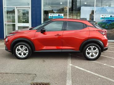 SPOTICAR Nissan Juke 1.0 Dig-t N-connecta Euro 6 (s/s) 5dr Used Car - Suv Petrol Red - Moray - 1200612980_2