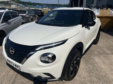 SPOTICAR Nissan Juke 1.6 N-connecta Auto Euro 6 5dr Used Car - Suv Hybrid White - Pontypridd - 1200619608_3