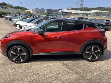 SPOTICAR Nissan Juke 1.6 Tekna+ Auto Euro 6 5dr Used Car - Suv Hybrid Red - Pontypridd - 1200619610_4