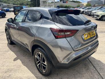 SPOTICAR Nissan Juke 1.6 N-connecta Auto Euro 6 5dr Used Car - Suv Hybrid Grey - Pontypridd - 1200624737_5