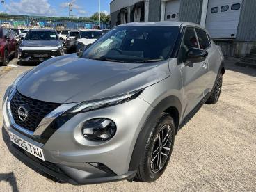 SPOTICAR Nissan Juke 1.0 Dig-t N-connecta Euro 6 (s/s) 5dr Used Car - Suv Petrol Silver - Pontypridd - 1200625014_3