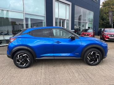 SPOTICAR Nissan Juke 1.6 N-connecta Auto Euro 6 5dr Used Car - Suv Hybrid Blue - Kettering - 1200625735_2