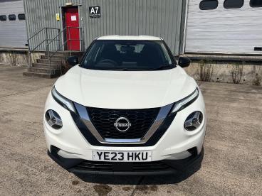SPOTICAR Nissan Juke 1.0 Dig-t Acenta Euro 6 (s/s) 5dr Used Car - Suv Petrol White - Pontypridd - 1200625839_2