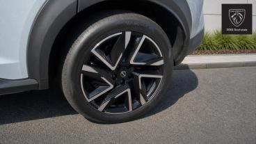 SPOTICAR Nissan Juke 1.0 Dig-t Tekna+ Euro 6 (s/s) 5dr Used Car - Suv Petrol Grey - Rochdale - 1200629072_5