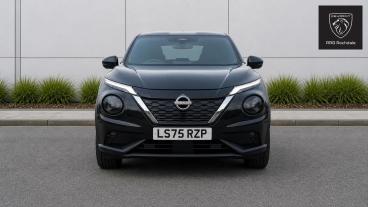 SPOTICAR Nissan Juke 1.6 Tekna Auto Euro 6 5dr Used Car - Suv Hybrid Black - Rochdale - 1200629074_2