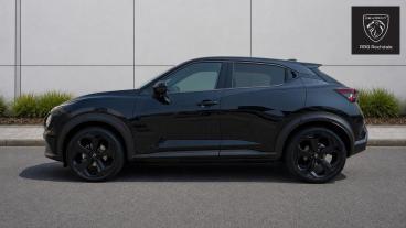 SPOTICAR Nissan Juke 1.6 Tekna Auto Euro 6 5dr Used Car - Suv Hybrid Black - Rochdale - 1200629074_4