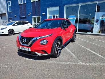 SPOTICAR Nissan Juke 1.0 Dig-t Tekna Euro 6 (s/s) 5dr Used Car - Suv Petrol Red - Moray - 1200629411_3