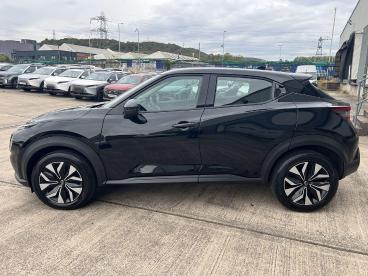SPOTICAR Nissan Juke 1.0 Dig-t Acenta Premium Dct Auto Euro 6 (s/s) 5dr Used Car - Suv Petrol Black - Pontypridd - 1200629575_4