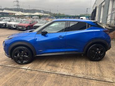 SPOTICAR Nissan Juke 1.6 Tekna Auto Euro 6 5dr Used Car - Suv Hybrid Blue - Pontypridd - 1200629999_4
