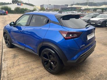 SPOTICAR Nissan Juke 1.6 Tekna Auto Euro 6 5dr Used Car - Suv Hybrid Blue - Pontypridd - 1200629999_5