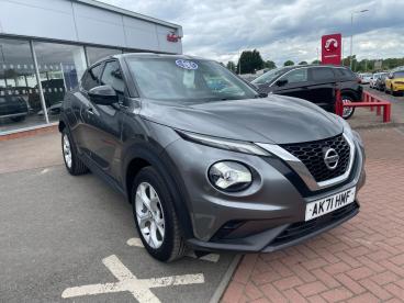 SPOTICAR Nissan Juke 1.0 Dig-t N-connecta Dct Auto Euro 6 (s/s) 5dr Used Car - Suv Petrol Grey - Melton Mowbray - 1200634300_3