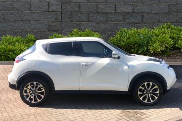 SPOTICAR Nissan Juke 1.6 Tekna Euro 6 5dr Used Car - Suv Petrol White - Rugby - 1200636512_3