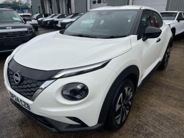 SPOTICAR Nissan Juke 1.6 Acenta Premium Auto Euro 6 5dr Used Car - Suv Hybrid White - Pontypridd - 1200640580_3