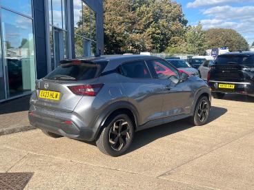 SPOTICAR Nissan Juke 1.6 N-connecta Auto Euro 6 5dr Used Car - Suv Hybrid Grey - Kettering - 1200641027_3