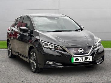 SPOTICAR Nissan Leaf 40kwh Tekna Auto 5dr Used Car - Saloon Electric Black - Worksop - 1200579143_1