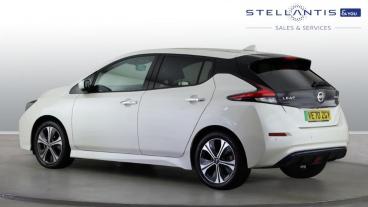 SPOTICAR Nissan Leaf 40kwh Tekna Auto 5dr Used Car - Saloon Electric White - Coventry - 1200589765_3
