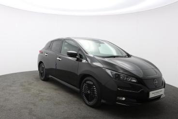 SPOTICAR Nissan Leaf 39kwh N-connecta Auto 5dr Used Car - Saloon Electric Black - Truro - 1200598459_1