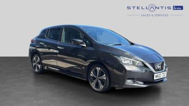 SPOTICAR Nissan Leaf 40kwh Tekna Auto 5dr Used Car - Saloon Electric Black - Bristol - 1200607629_1
