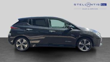 SPOTICAR Nissan Leaf 40kwh Tekna Auto 5dr Used Car - Saloon Electric Black - Bristol - 1200607629_2