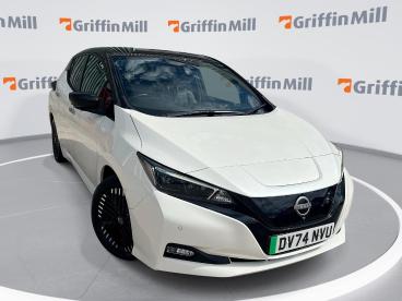 SPOTICAR Nissan Leaf 39kwh Tekna Auto 5dr Used Car - Saloon Electric White - Pontypridd - 1200627227_1