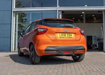 SPOTICAR Nissan Micra 0.9 Ig-t Acenta Euro 6 (s/s) 5dr Used Car - City Car Petrol Orange - Aldershot - 1200622626_3