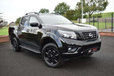 SPOTICAR Nissan Navara 2.3 Dci N-guard Auto 4wd Euro 6 4dr Used Car - Pick-up Diesel Black - Ballymena County Antrim - 1200549432_4