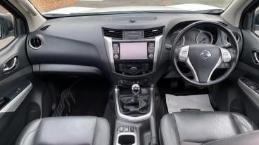 SPOTICAR Nissan Navara 2.3 Dci N-guard 4wd Euro 6 (s/s) 4dr Used Car - Commercial Vehicle Diesel Blue - Walton On Thames - 1200555683_4