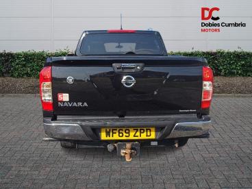 SPOTICAR Nissan Navara 2.3 Dci Tekna 4wd Euro 6 (s/s) 4dr Used Car - Pick-up Diesel Black - Workington - 1200611138_4