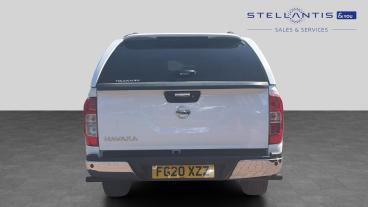 SPOTICAR Nissan Navara 2.3 Dci Tekna Auto 4wd Euro 6 4dr Used Car - Commercial Vehicle Diesel White - Leicester - 1200616850_4
